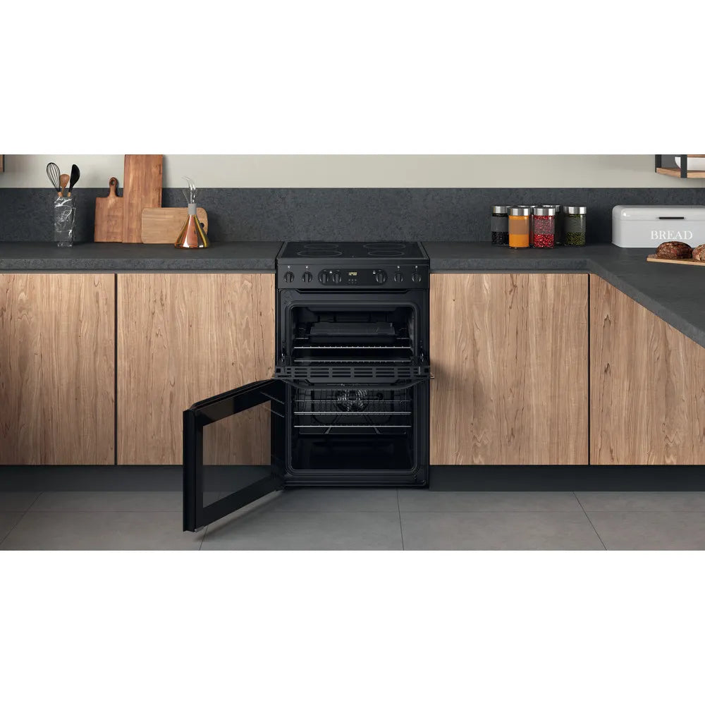 Hotpoint HDM67V9CMB 60cm Electric Ceramic Double Cooker Black