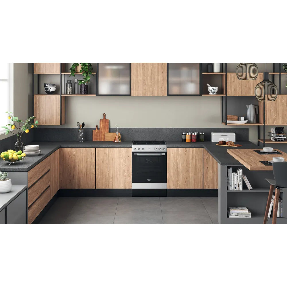 Hotpoint HS67V5KHX 60cm Single Electric Cooker with Ceramic Hob