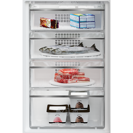 Blomberg KNE4564EVI Frost Free Integrated Fridge Freezer