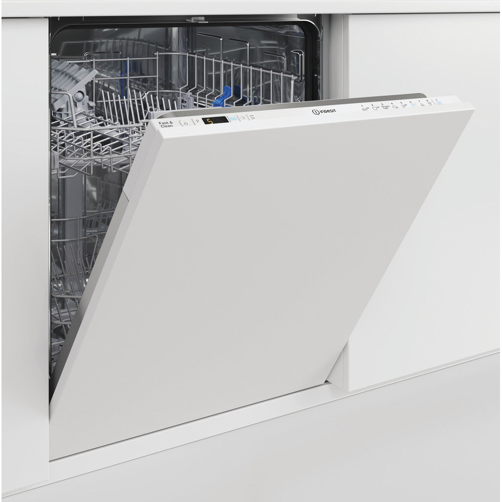 Indesit D2IHD526 Integrated Full Size Dishwasher With 14 Place Setting White