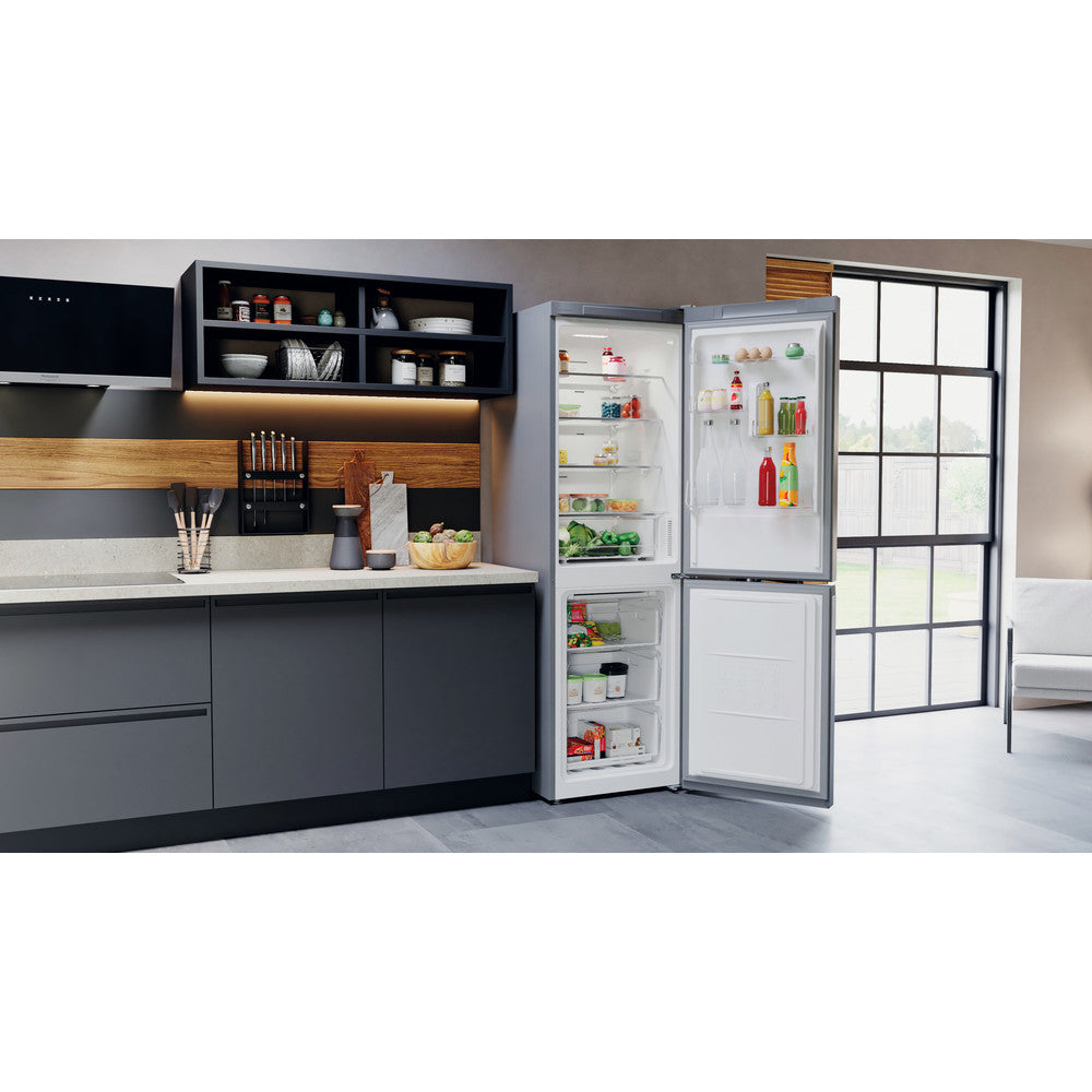 Hotpoint H5X82OSX Freestanding Frost Free Fridge Freezer Satin Stainless Steel