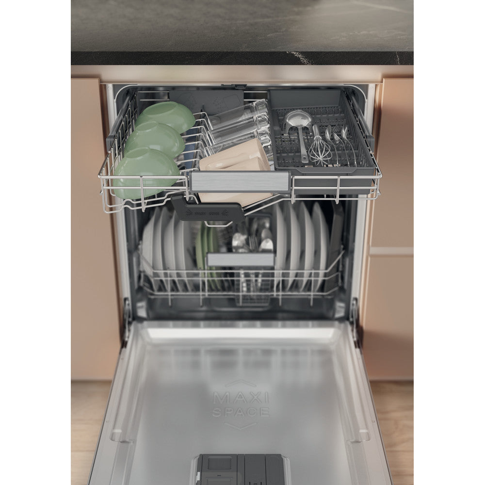 Hotpoint H8IHT59LS Integrated Dishwasher Full Size With 14 Place Setting Black