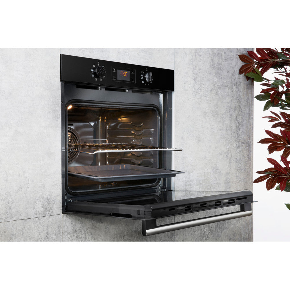 Hotpoint SA2540HBL Built In 60cm Single Electric Oven