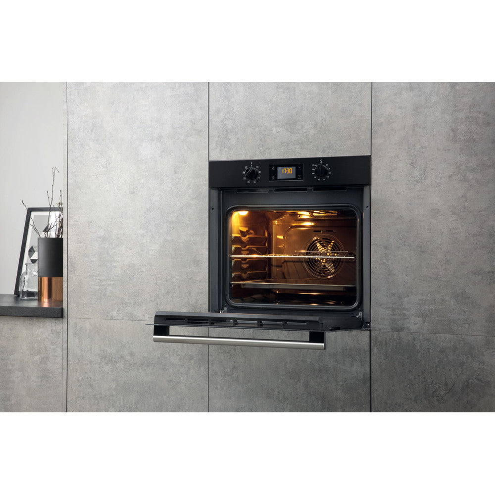 Hotpoint SA2540HBL Built In 60cm Single Electric Oven