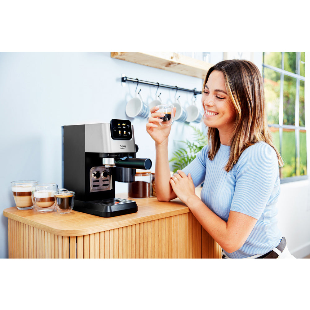 Beko CEP5304X CaffeExperto Semi Automatic Espresso Coffee Machine with Integrated Milk Jug Silver