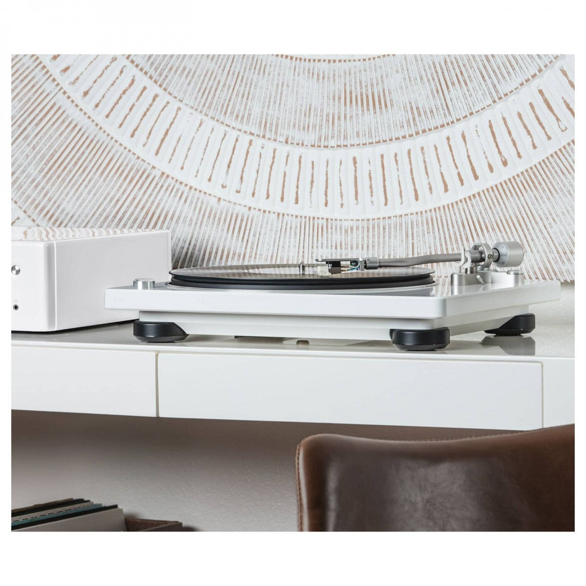 Denon DP400 Hi-Fi Belt Driven Turntable with Speed Auto Sensor White Open Box Clearance