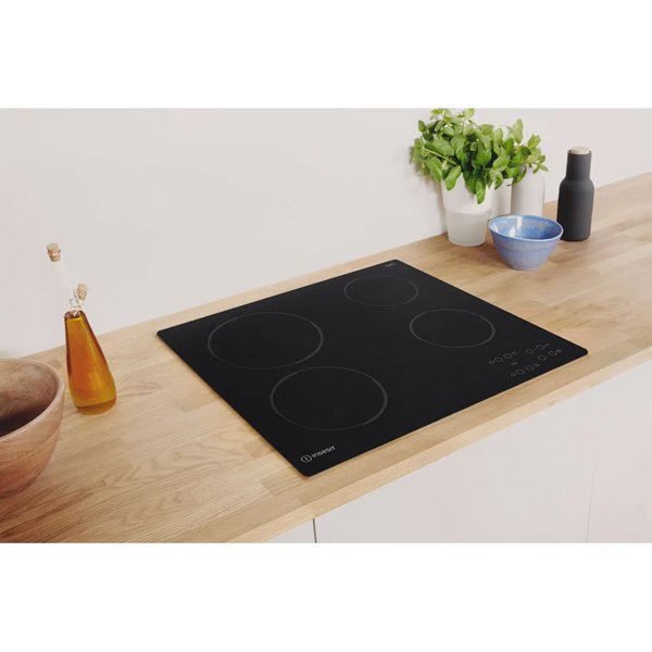 Indesit Aria RI161C Electric Hob in Black