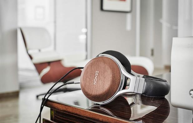 Denon AHD7200 Reference Quality Over-Ear Headphones in Walnut