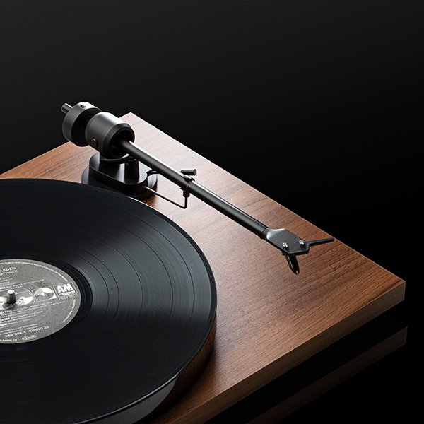 Pro-Ject Audio Systems E1 Plug and Play Turntable Walnut