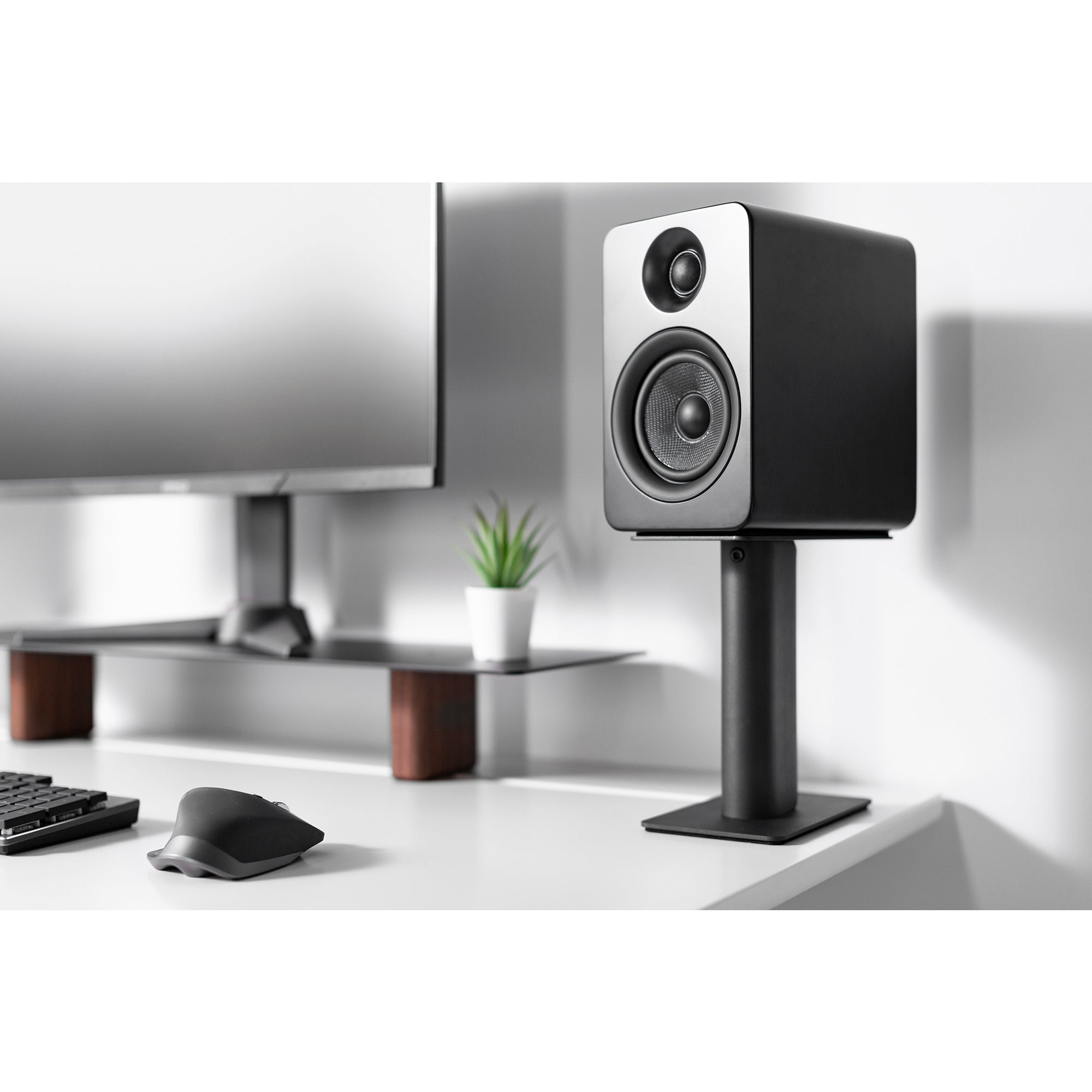 Kanto SP9 Desktop Speaker Stands 9 Inch Black