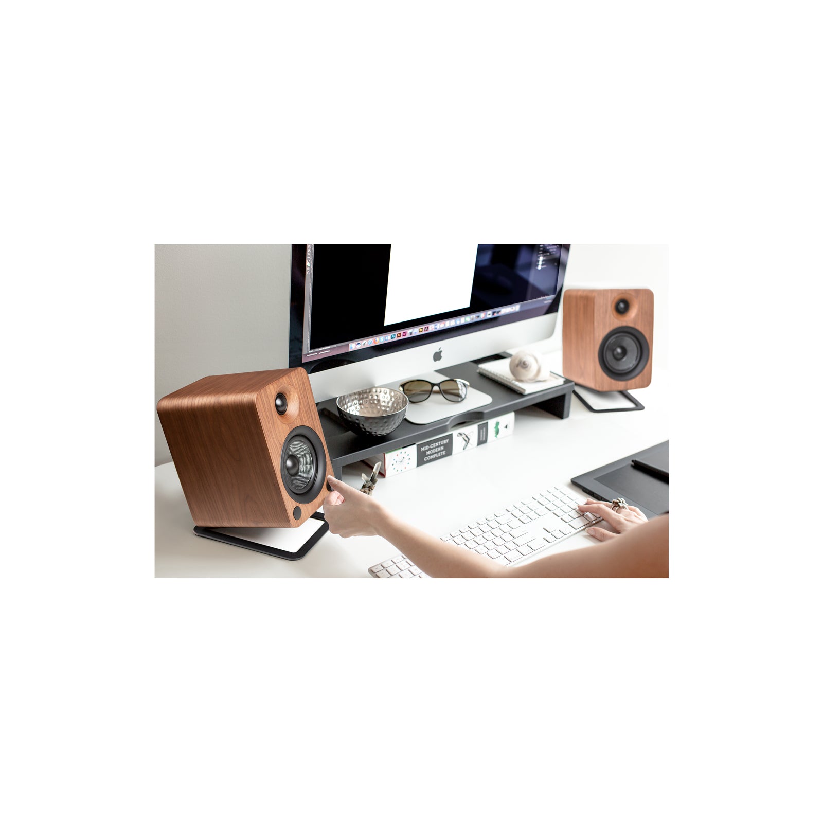 Kanto YU4 Powered Bookshelf Speakers With Bluetooth Walnut